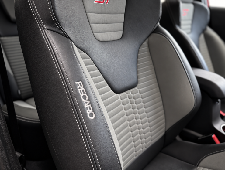 Banco Desportivo Recaro ST em Detalhe
