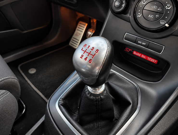 Detalhe da Consola Central Ford Fiesta ST