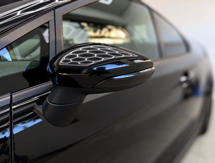 Retrovisor Preto com Reflexos Hexagonais